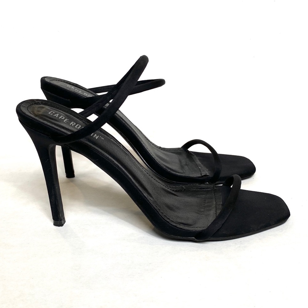 Black sandals